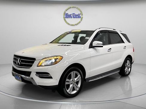 Used 2015 Mercedes-Benz ML 250 BlueTEC 4MATIC w/ Premium 1 Package image 1