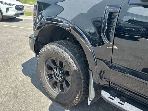 Used 2022 Ford F250 Lariat w/ Tremor Off-Road Package image 9