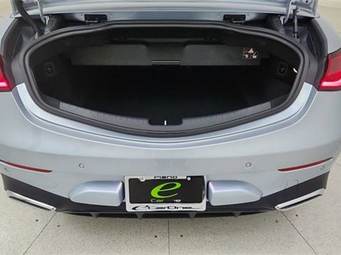 Used 2025 Mercedes-Benz CLE 300 4MATIC Cabriolet image 20