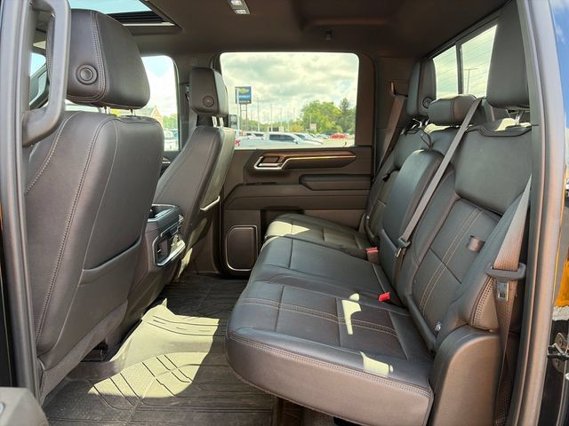 Used 2024 Chevrolet Silverado 2500 High Country w/ Technology Package AWD/4WD image 29