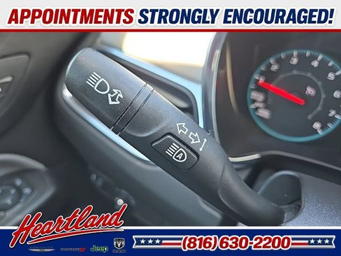 Used 2023 Chevrolet Equinox LS FWD image 39