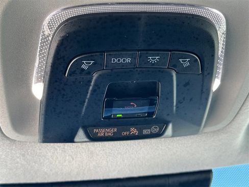 Certified 2025 Toyota Corolla Cross L image 30