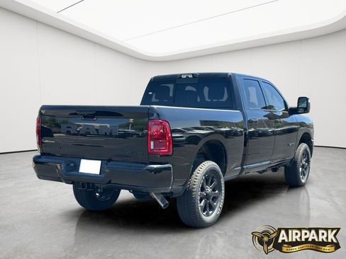 New 2025 RAM 2500 Laramie w/ Night Edition AWD/4WD image 4