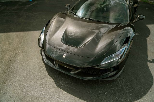 Used 2022 Ferrari F8 Tributo RWD image 28