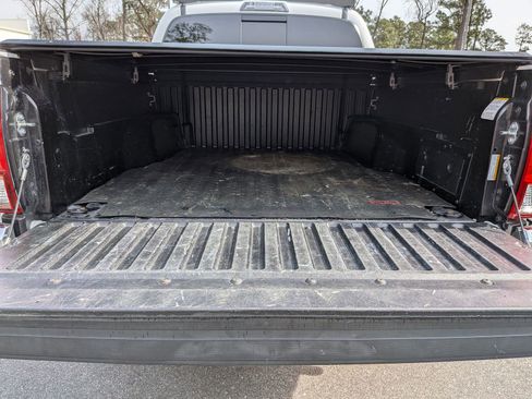 Used 2021 Toyota Tacoma SR5 image 32