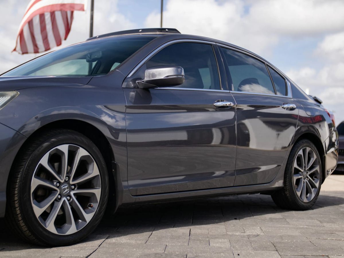 Used 2013 Honda Accord EX-L image 7