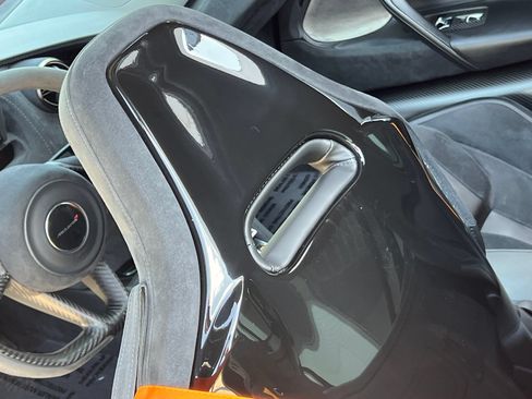 Used 2018 McLaren 720S Performance RWD image 42