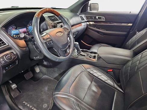 Used 2017 Ford Explorer Platinum AWD/4WD image 19