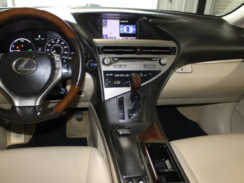 Used 2013 Lexus RX 450h FWD w/ Navigation Pkg image 13