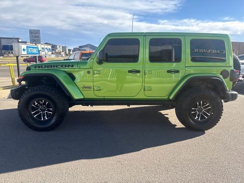 Used 2025 Jeep Wrangler Unlimited Rubicon image 5