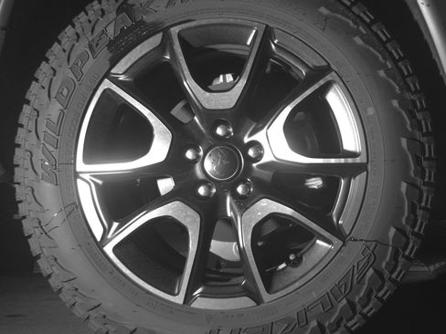 Used 2025 Jeep Compass Trailhawk image 15