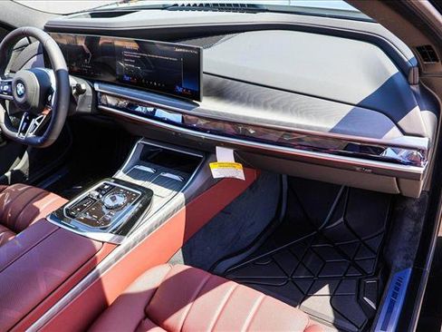 New 2025 BMW 760i xDrive image 25