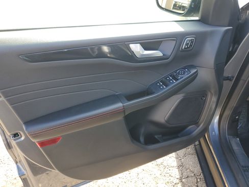 Used 2023 Ford Escape ST-Line Select w/ Tech Pack #2 image 10