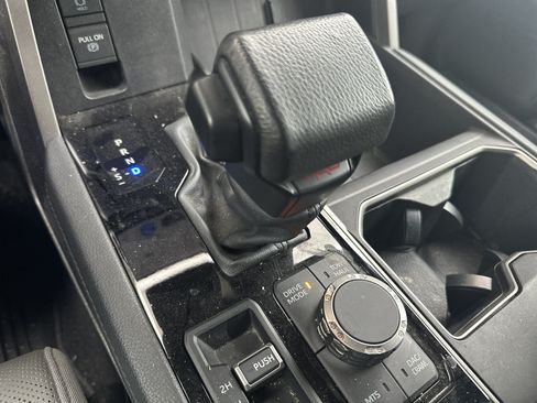 Used 2025 Toyota Tundra Limited w/ TRD Off-Road Package AWD/4WD image 23
