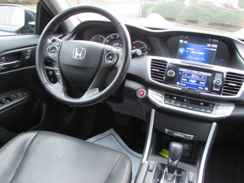 Used 2014 Honda Accord EX-L image 18