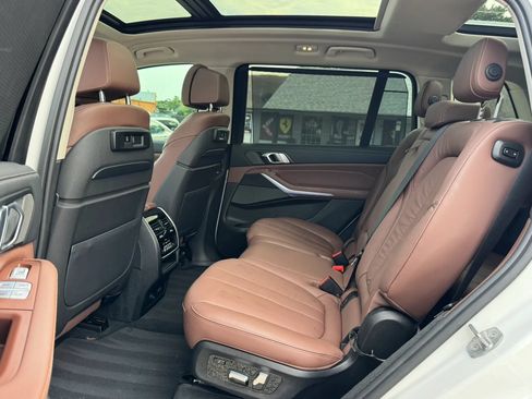 Used 2020 BMW X7 xDrive40i w/ Executive Package AWD/4WD image 25