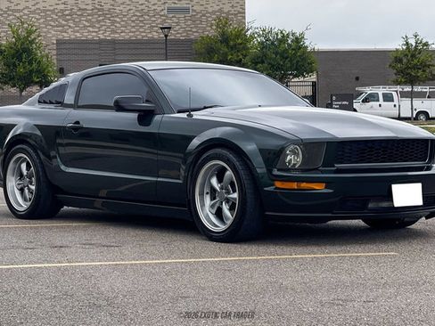 Used 2008 Ford Mustang GT RWD image 12