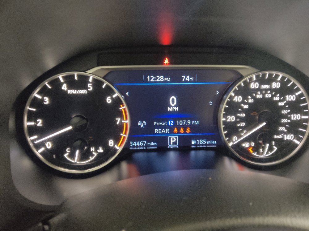 Used 2024 Nissan Altima 2.5 SV FWD image 23