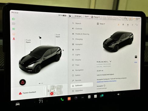 Used 2021 Tesla Model Y Long Range image 27