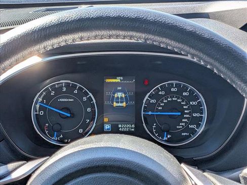 Used 2022 Subaru Ascent Limited w/ Technology Package image 11