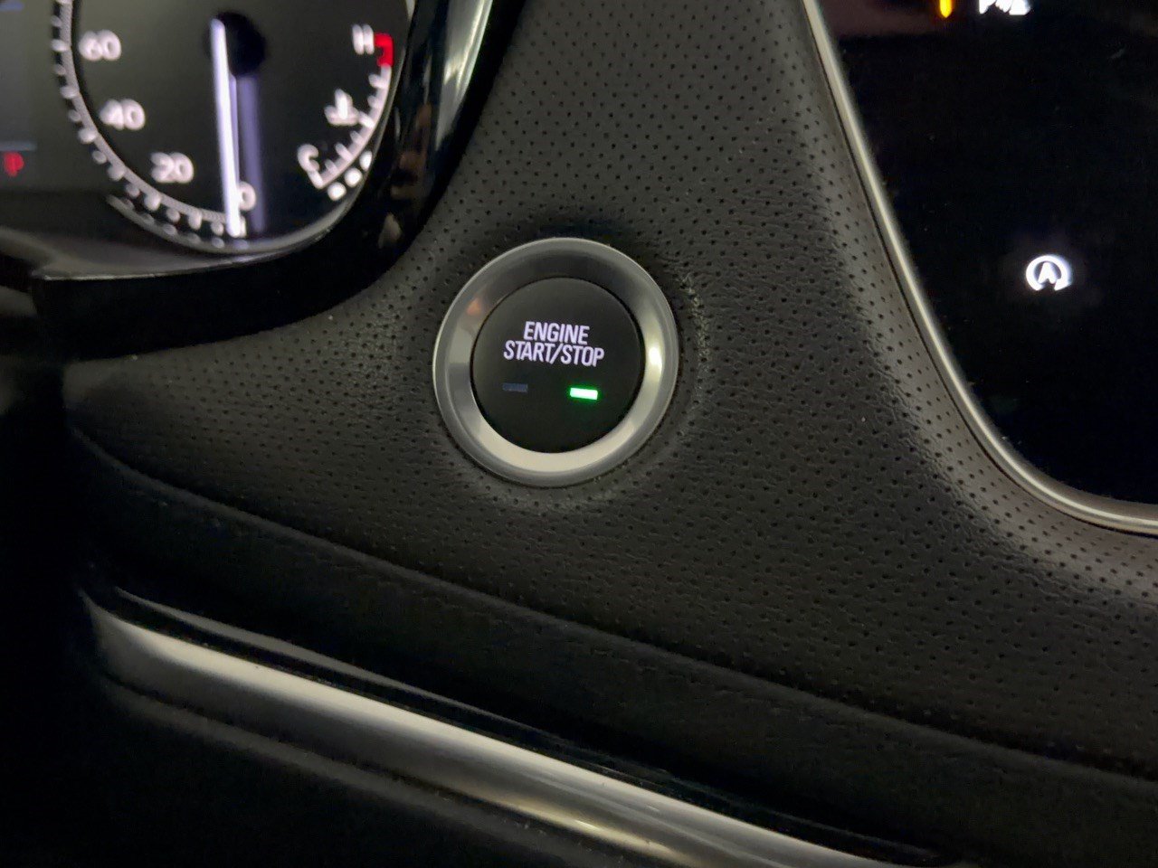 Used 2024 Cadillac XT6 Luxury FWD image 20