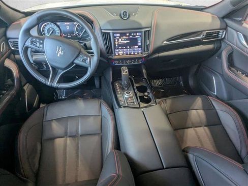 Used 2024 Maserati Levante GT Ultima AWD/4WD image 17