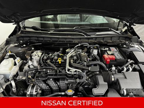 Certified 2025 Nissan Altima 2.5 SV FWD image 12