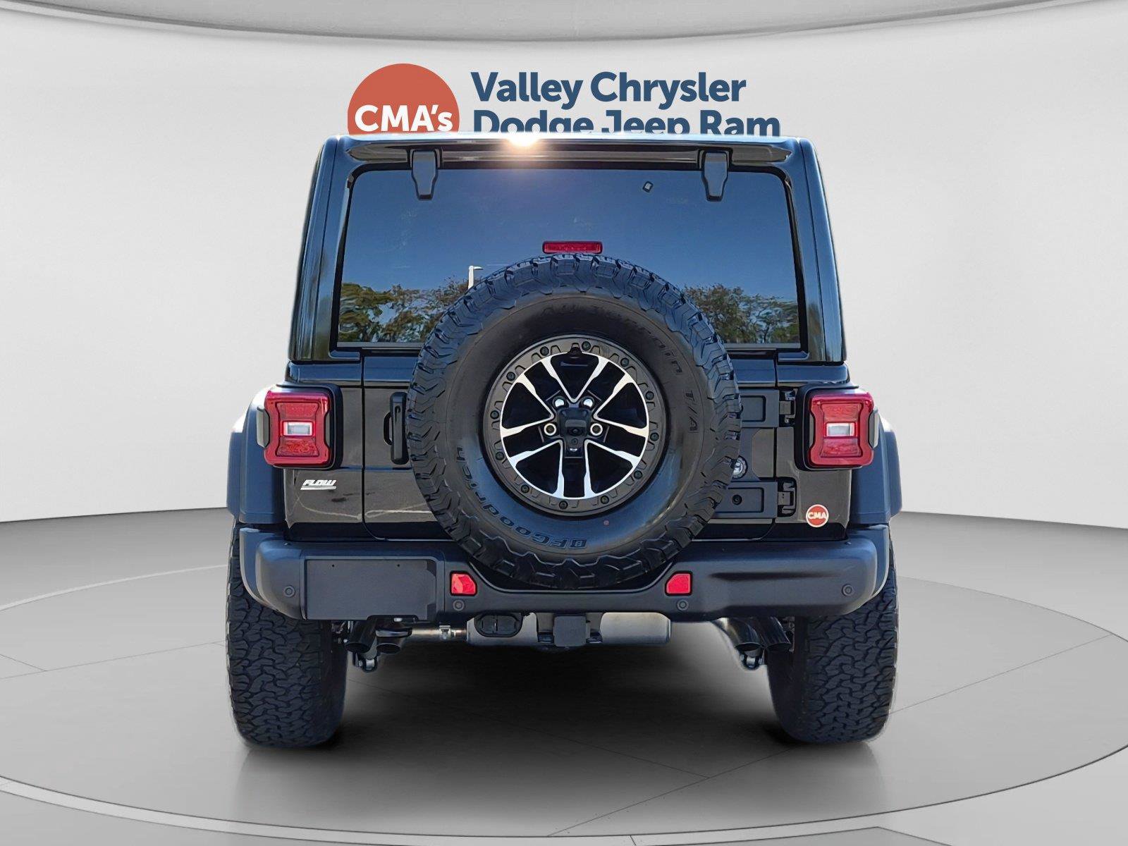 Used 2026 Jeep Wrangler Unlimited Rubicon 392 w/ Quick Order Package 27X Moab AWD/4WD image 4