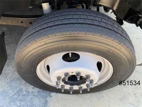 Used 2022 Ford F550 2WD Regular Cab Super Duty image 17