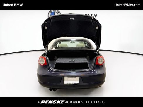 Used 2007 Volkswagen Eos 2.0T FWD image 11
