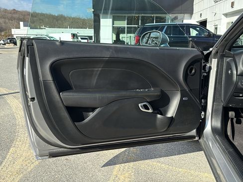 Used 2018 Dodge Challenger R/T Scat Pack w/ Dynamics Package image 12