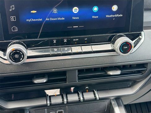 Used 2024 Chevrolet Colorado Trail Boss w/ Advanced Trailering Package image 16