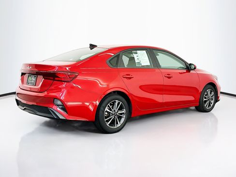 Used 2024 Kia Forte LXS image 9