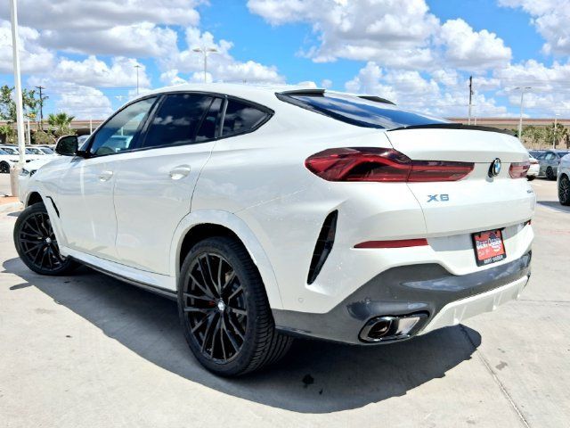 Used 2024 BMW X2 xDrive28i w/ Premium Package AWD/4WD image 5
