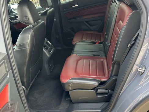 Used 2022 Volkswagen Atlas Cross Sport SEL Premium R-Line w/ Cross Sport MDO Package image 15