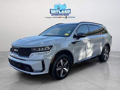 Used 2022 Kia Sorento EX w/ Panoramic Sunroof Package