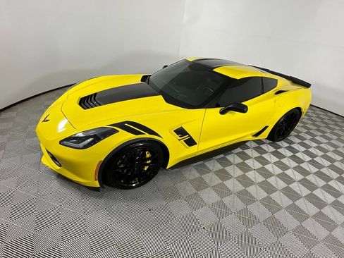 Used 2017 Chevrolet Corvette Grand Sport image 9