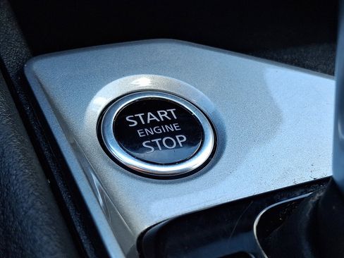 Used 2025 Nissan Altima 2.5 SV FWD image 22