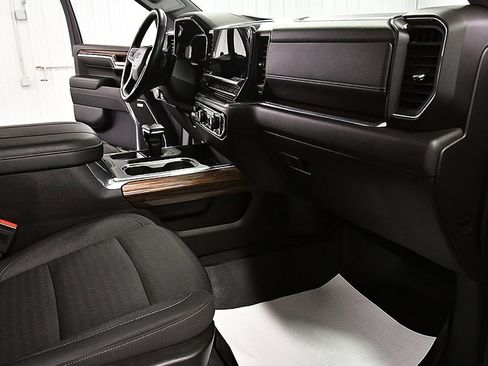 Used 2023 Chevrolet Silverado 1500 RST image 30