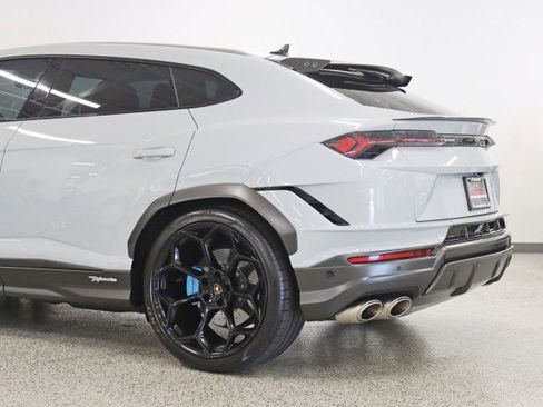 Used 2023 Lamborghini Urus Performante image 14