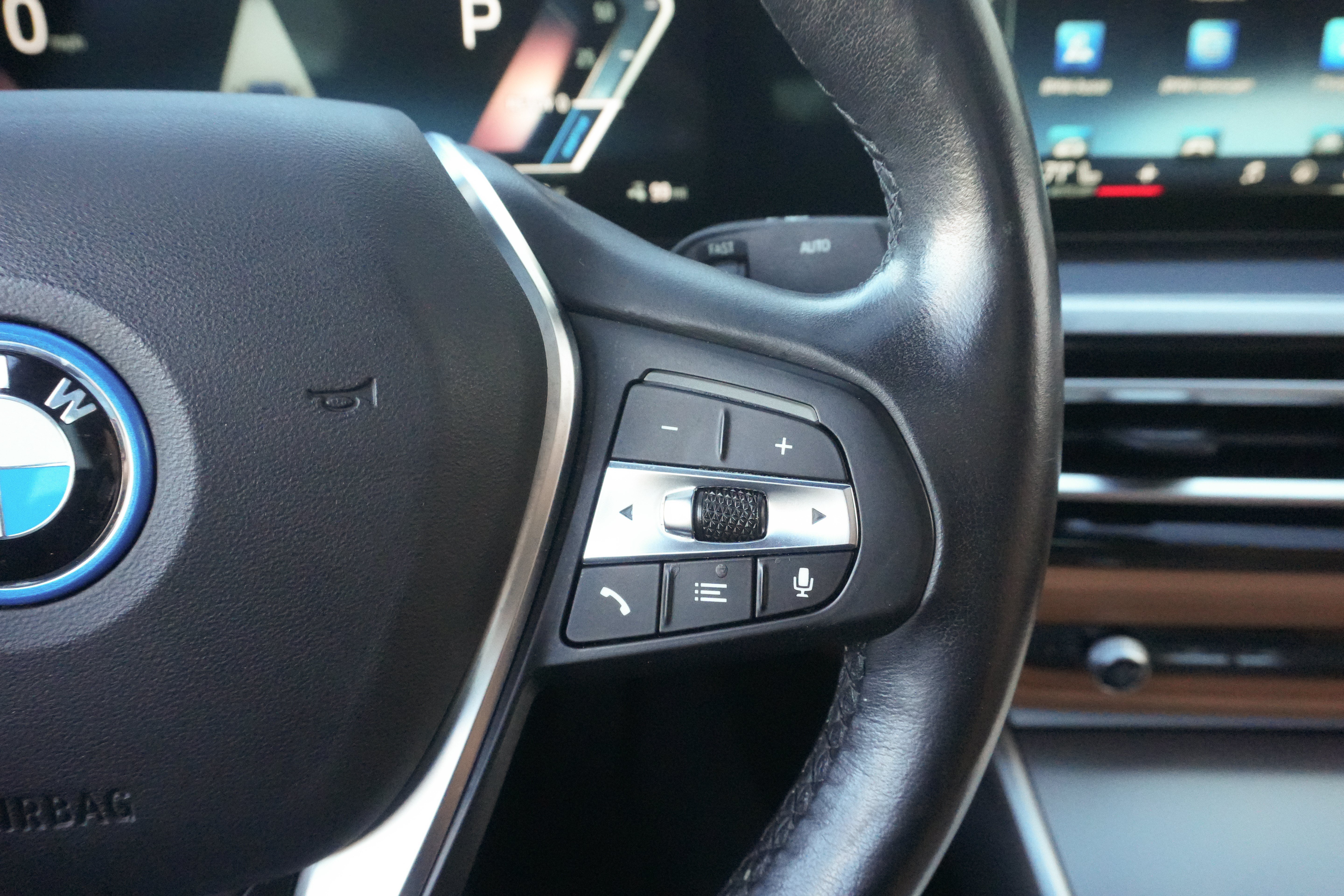 Certified 2024 BMW i4 eDrive35 w/ Premium Package RWD image 22