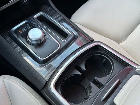 Used 2019 Chrysler 300 Touring L w/ Quick Order Package 22F image 30