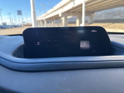 Used 2020 MAZDA CX-30 FWD image 21