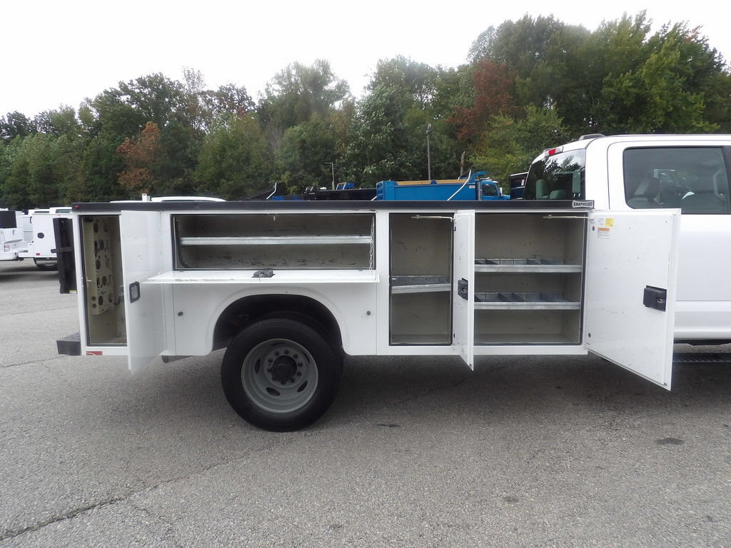 Used 2022 Ford F550 2WD Crew Cab Super Duty w/ Power Equipment Group image 55