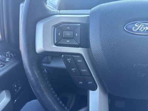 Used 2019 Ford F150 Lariat w/ Equipment Group 502A Luxury image 39