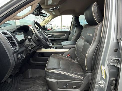 Used 2020 RAM 3500 Laramie image 34