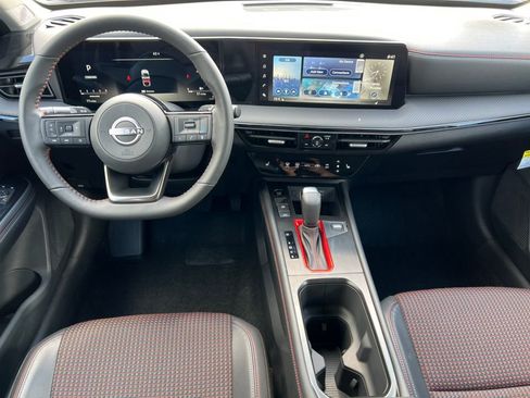 New 2025 Nissan Kicks SR w/ SR Premium Package image 3