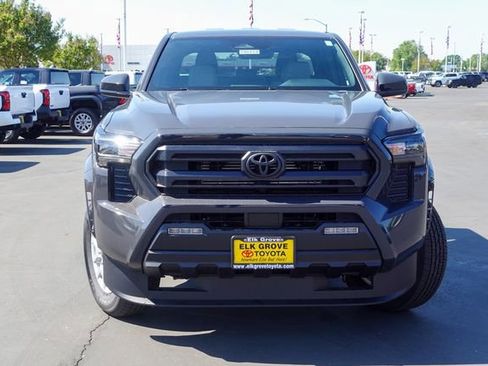 New 2026 Toyota Tacoma SR5 AWD/4WD image 3