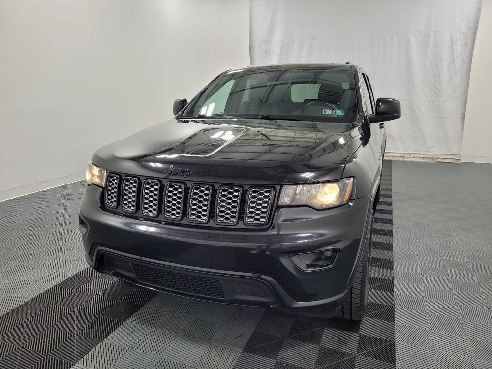 Used 2019 Jeep Grand Cherokee Altitude AWD/4WD image 15