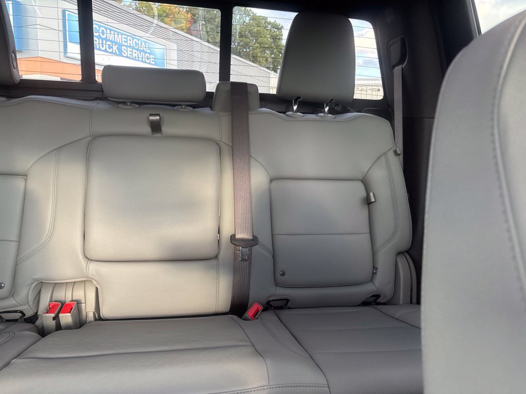 Used 2024 GMC Sierra 1500 SLT w/ SLT Premium Plus Package AWD/4WD image 13